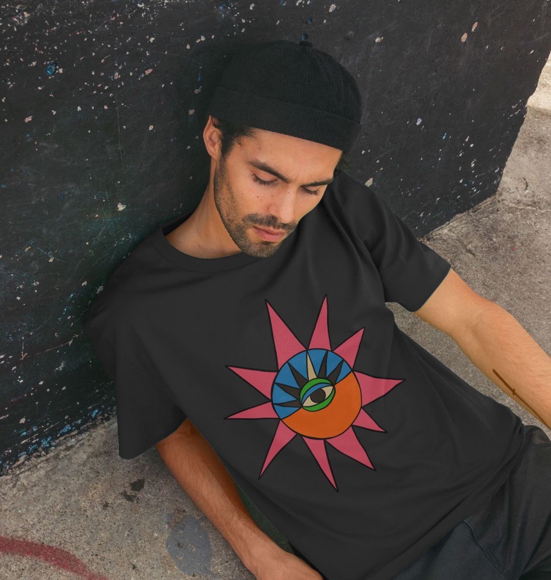 Retro Streetwear Sun Eye Graphic T-Shirt Organic