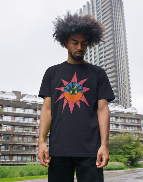 Retro Streetwear Sun Eye Graphic T-Shirt Organic